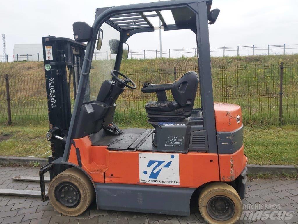 Toyota 7 FB MF 25 Empilhadores eléctricos