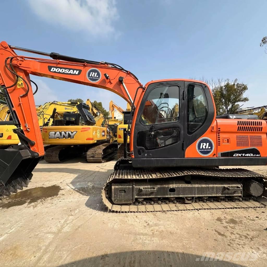Doosan DX140LC-9C Escavadeiras de esteiras