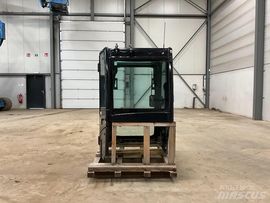 Kubota U 56-5 Cabina
