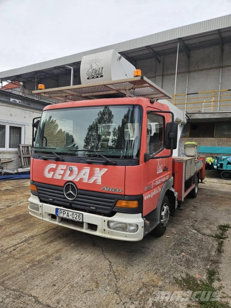 Bison TKA26 Plataformas aéreas montadas em camião