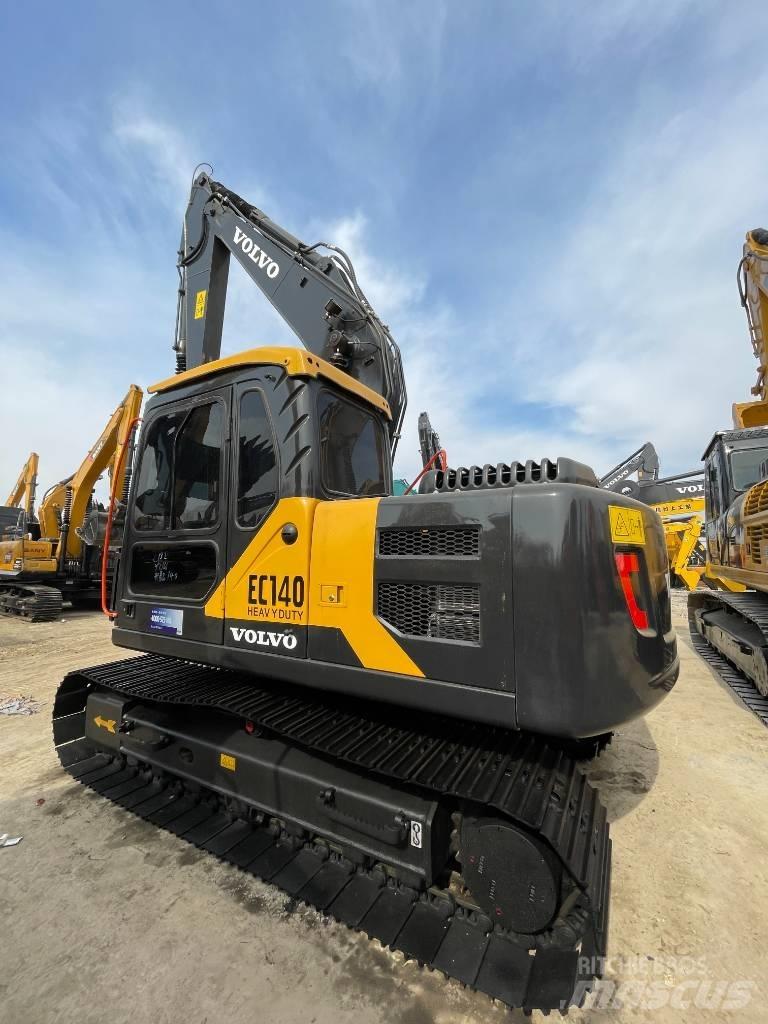 Volvo EC 140 Escavadoras Midi 7t - 12t