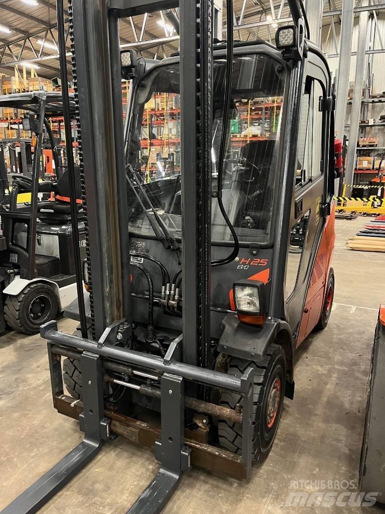 Linde H25D-02 Empilhadores Diesel
