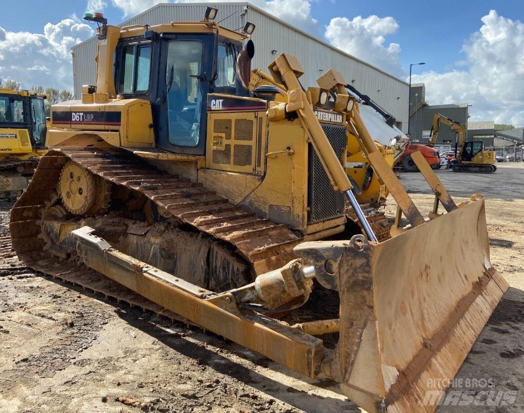 CAT D 6 T LGP Dozers - Tratores rastos