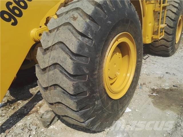 CAT 966 G Carregadeiras de rodas