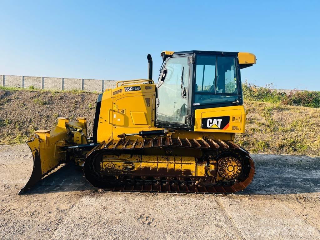 CAT D 5 K 2 LGP Dozers - Tratores rastos