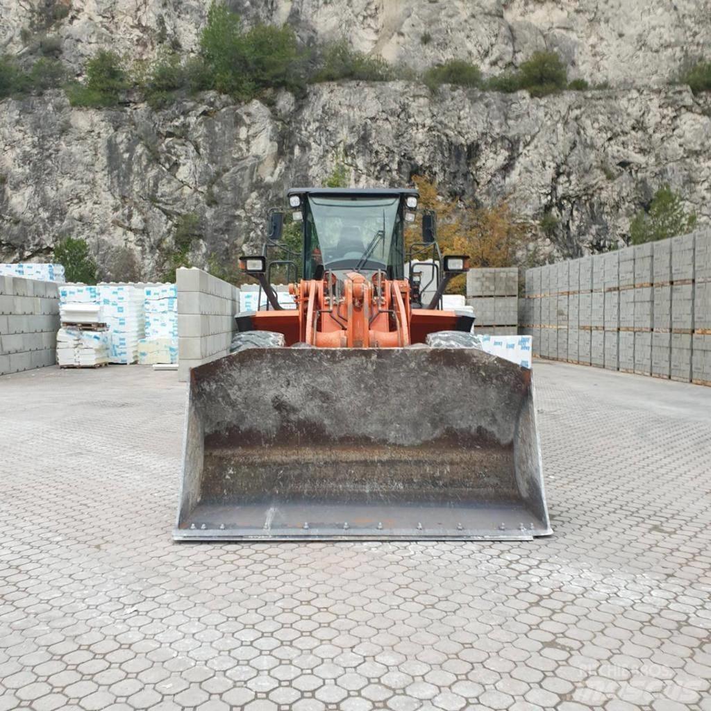 Hitachi ZW 220-5 Carregadeiras de rodas