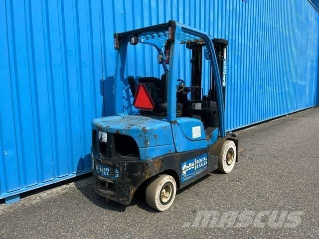 Yale GDP25 | 2015 Empilhadores Diesel