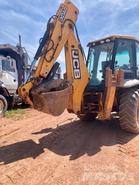 JCB 4 CX Retroescavadeiras