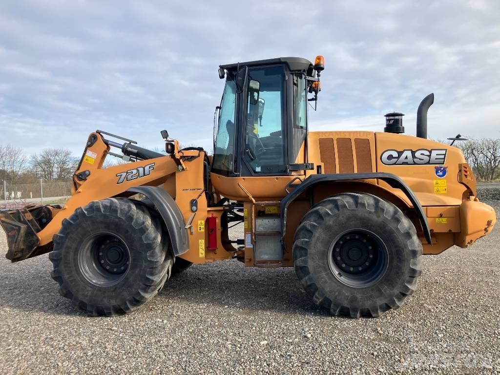 CASE 721 F Carregadeiras de rodas