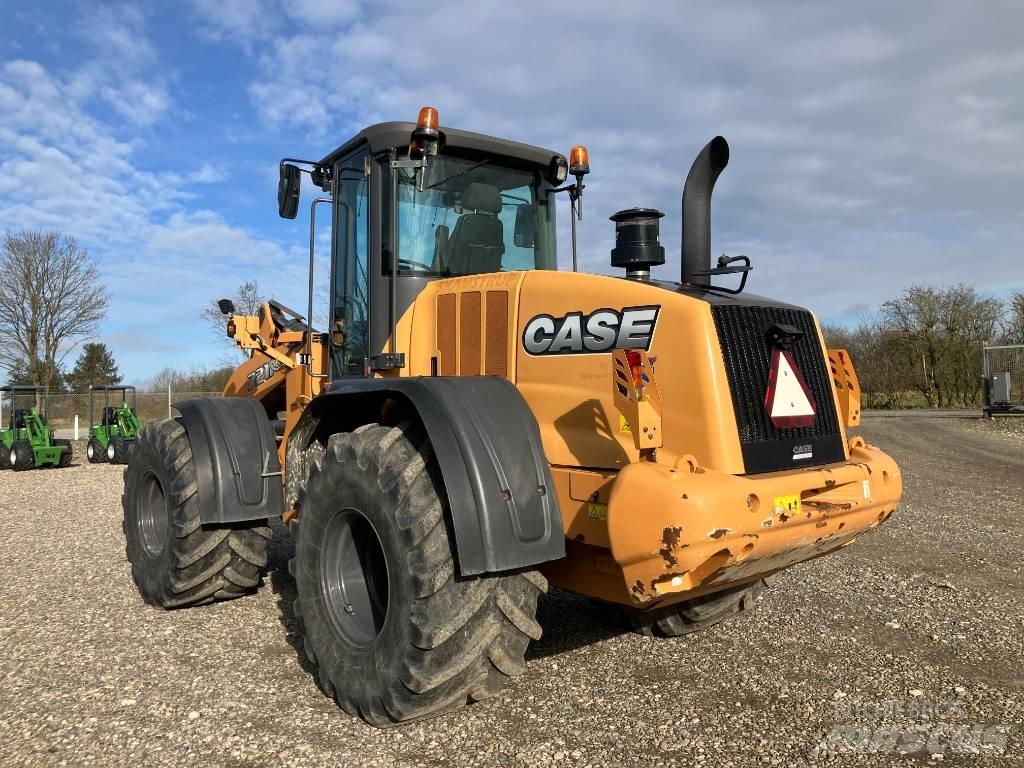 CASE 721 F Carregadeiras de rodas