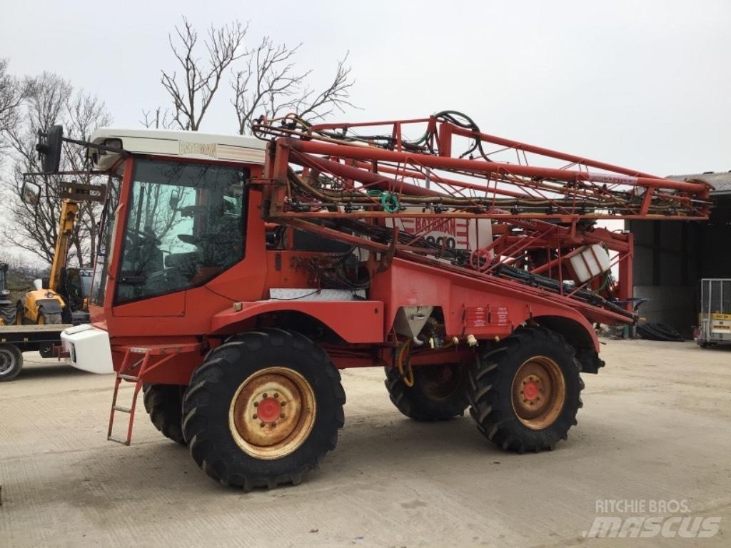 Bateman RB25 SPRAYER Pulverizadores Automotrizes