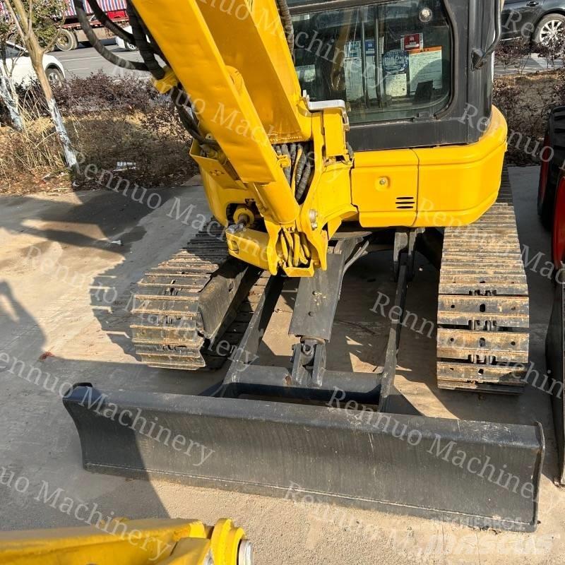 Komatsu PC35MR Miniescavadeiras