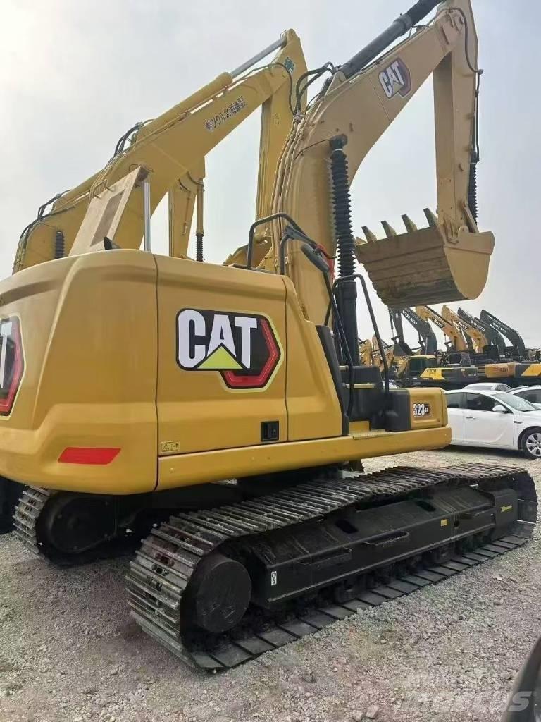 CAT 323 Escavadeiras de esteiras