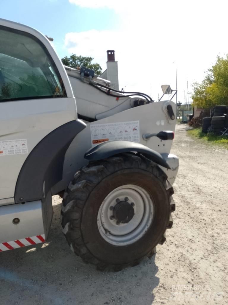 Manitou MT 1440 Retroescavadeiras