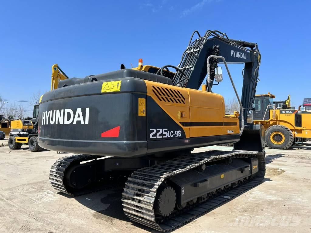 Hyundai 225lc-9s Escavadoras Midi 7t - 12t