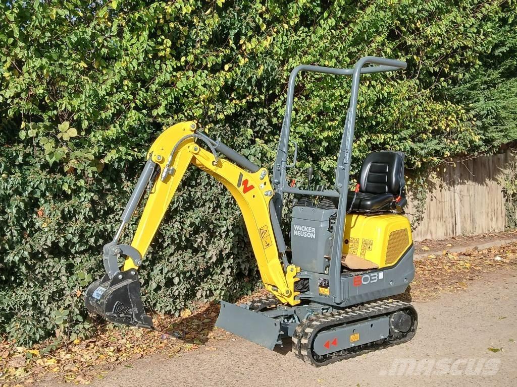 Wacker Neuson 803 Miniescavadeiras