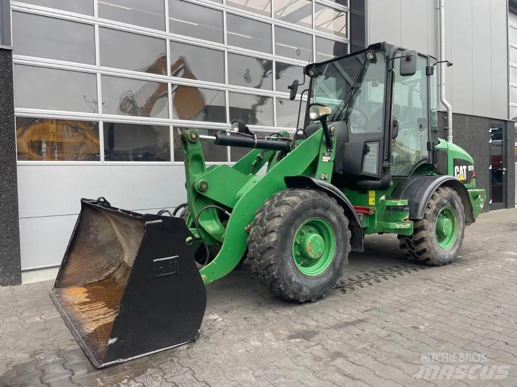 CAT 907H Carregadeiras de rodas