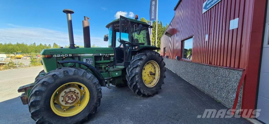 John Deere 4240 S Tratores Agrícolas usados