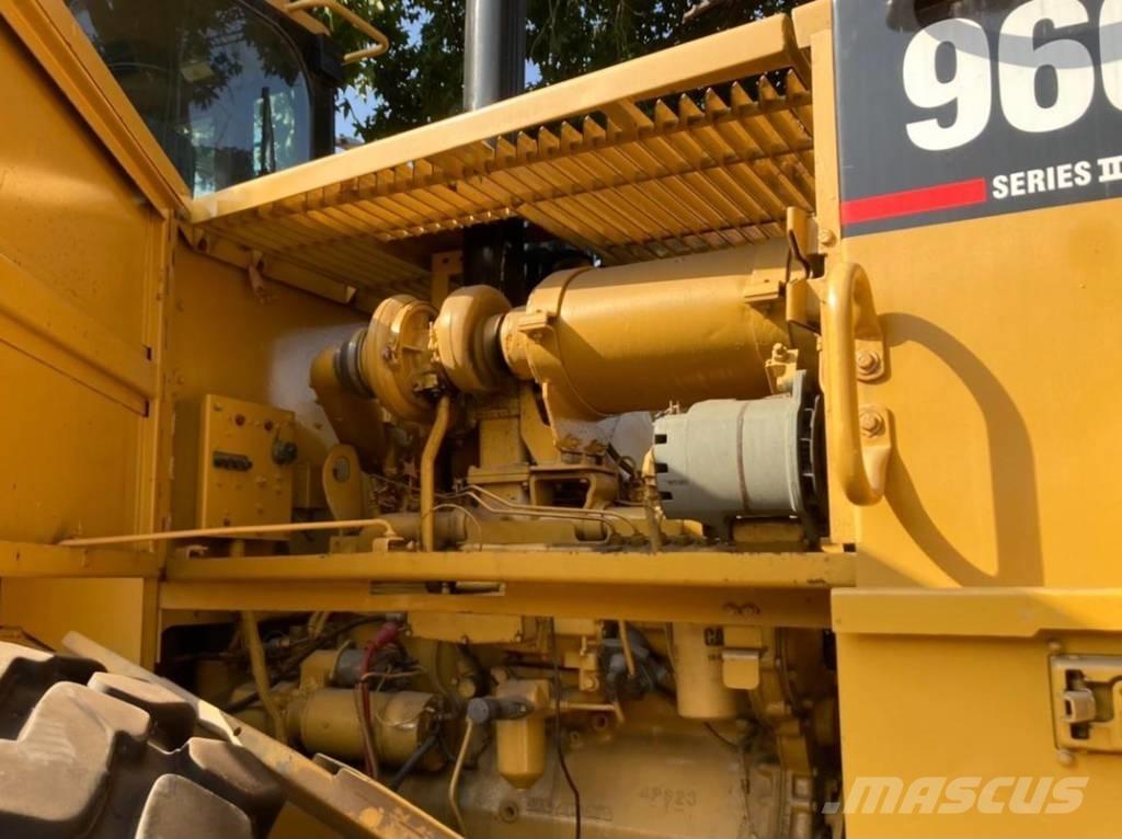CAT 966 F II Carregadeiras de rodas