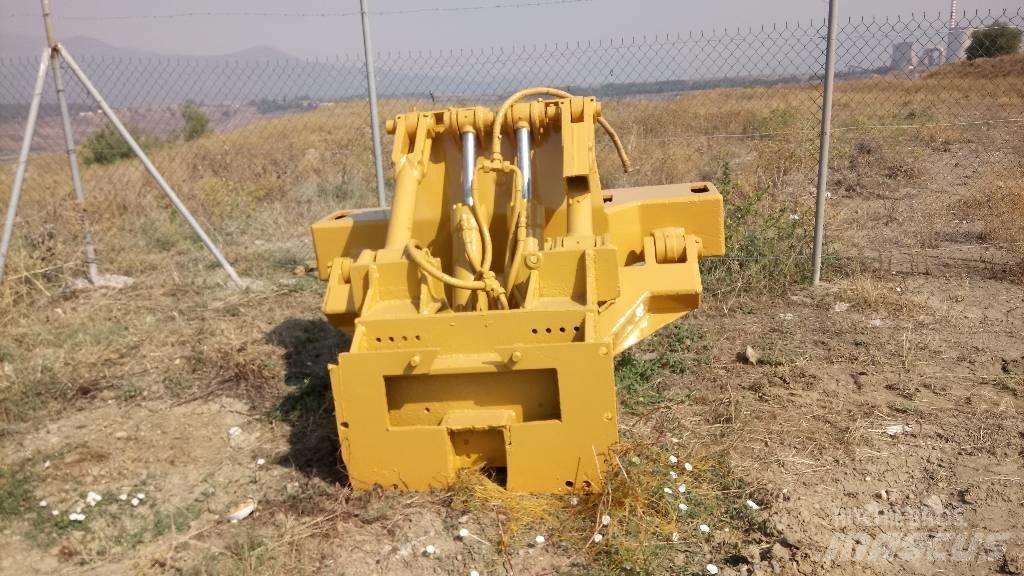 CAT D 6 Chassis e suspensões