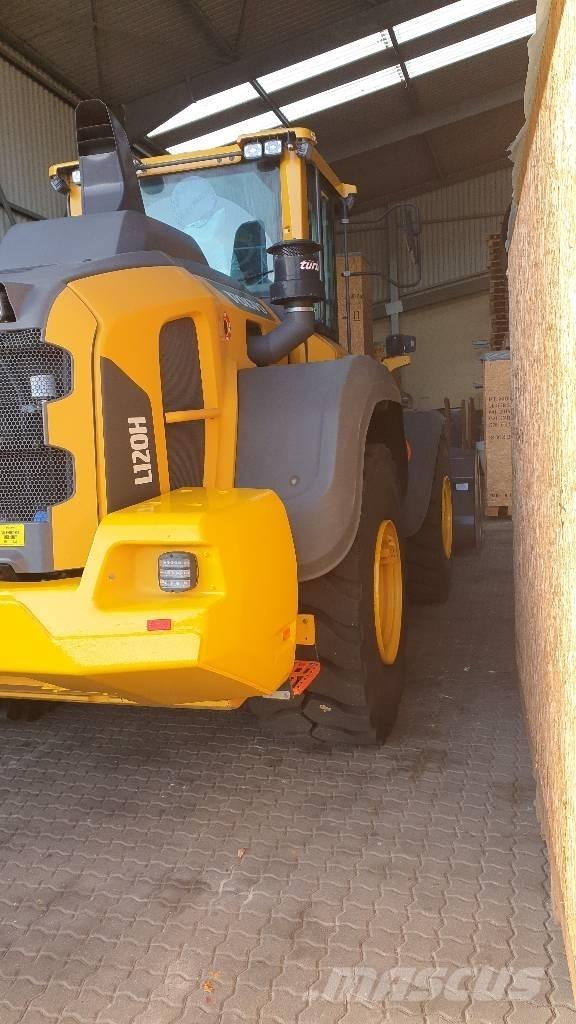 Volvo L 120 H Carregadeiras de rodas