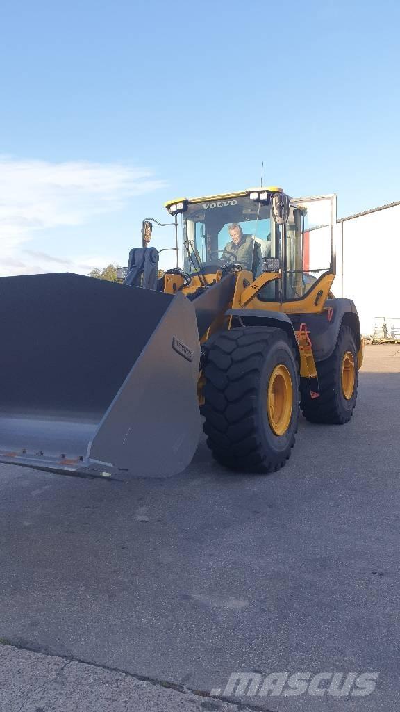 Volvo L 120 H Carregadeiras de rodas