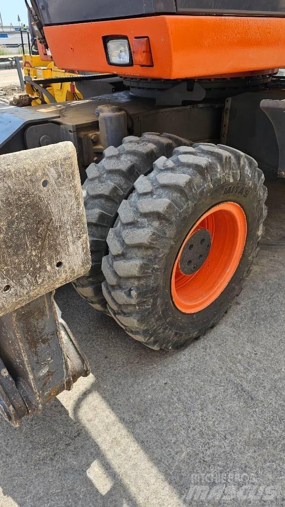 Fiat-Kobelco E215W Escavadoras de rodas