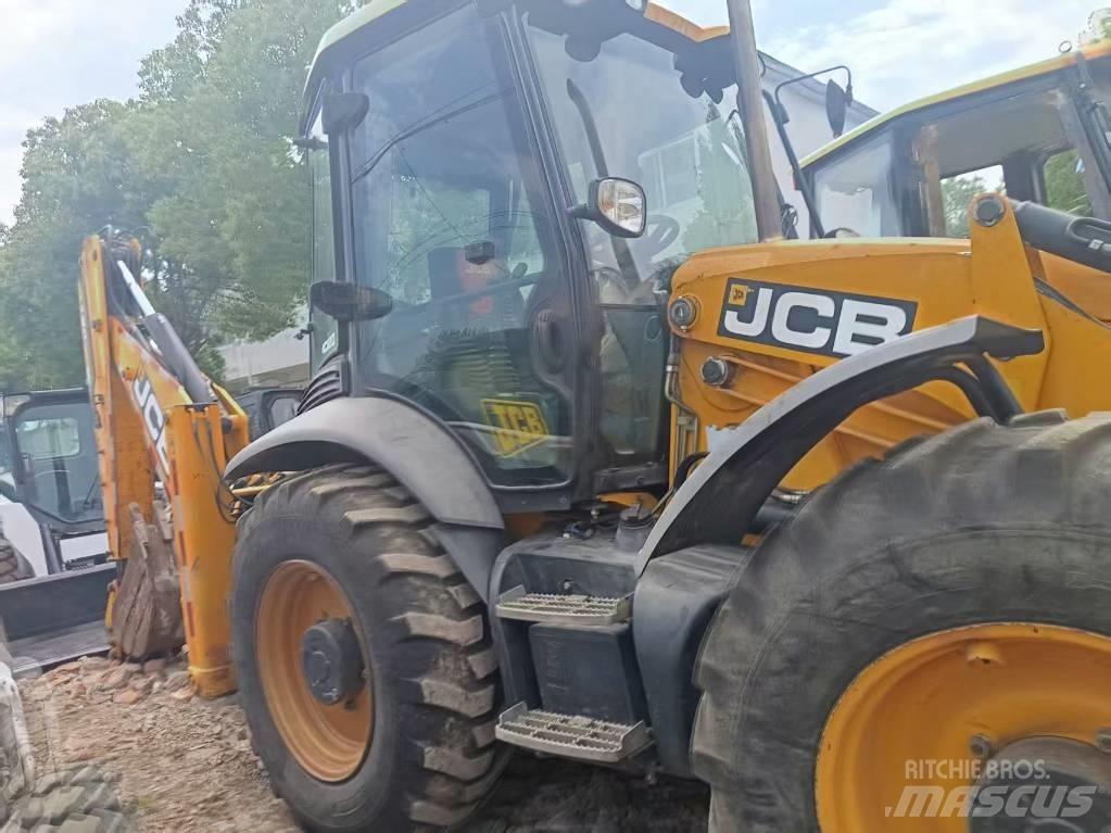 JCB 4CX Retroescavadeiras