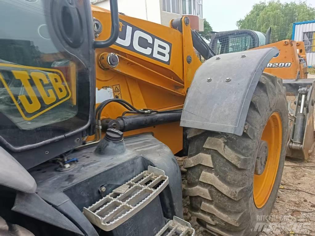 JCB 4CX Retroescavadeiras
