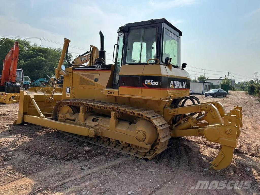 CAT D 6 G Dozers - Tratores rastos