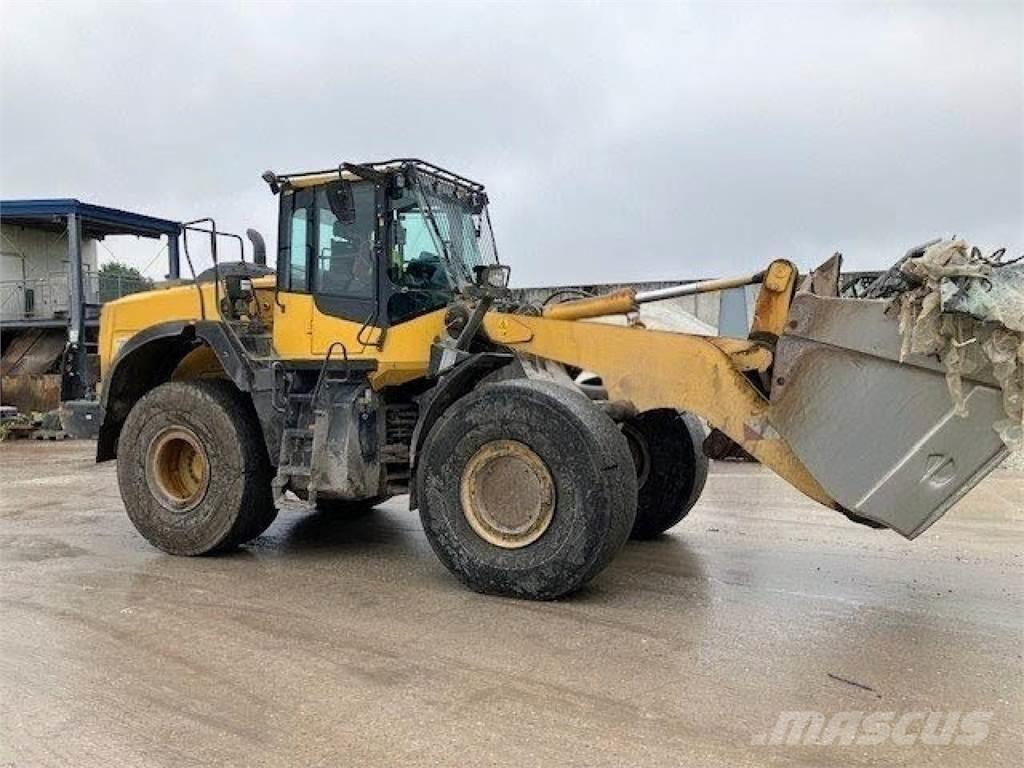 Komatsu WA 380--8E0 Carregadeiras de rodas