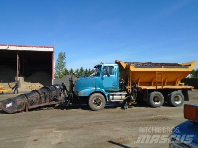 Western Star 5800 Lâminas de neve e arados