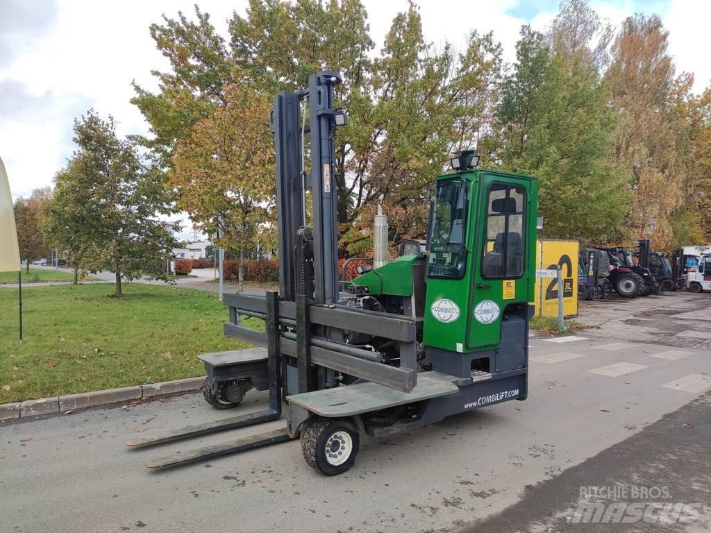 Combilift C4500 Carregadores laterais