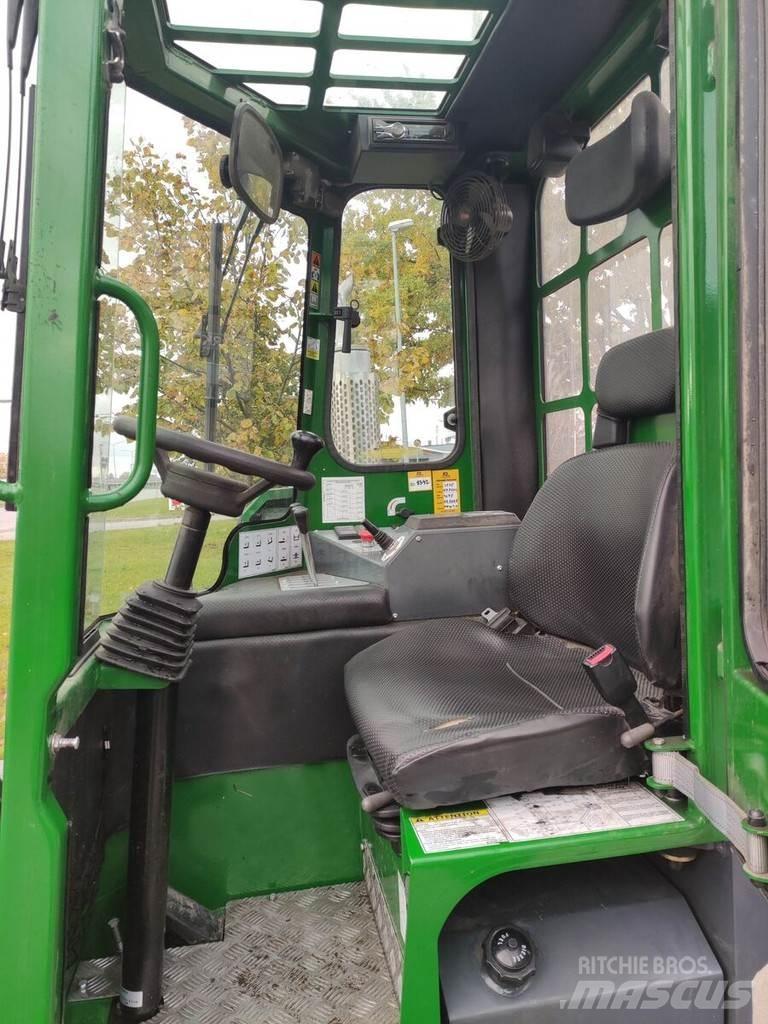Combilift C4500 Carregadores laterais