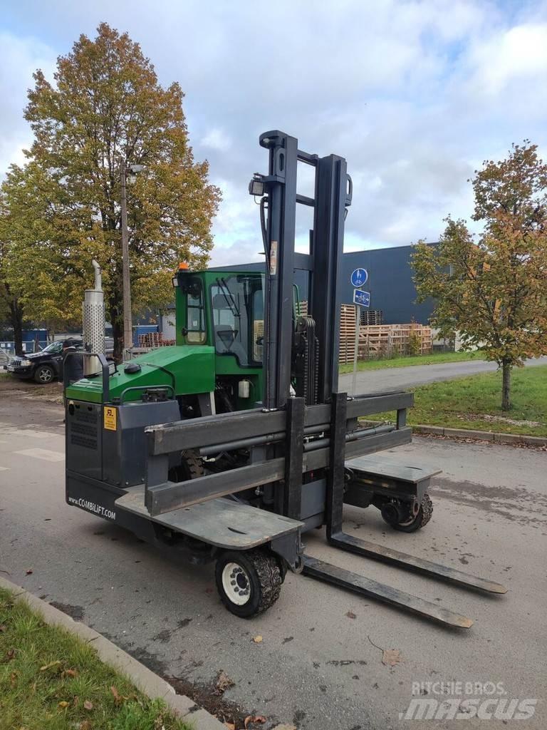 Combilift C4500 Carregadores laterais