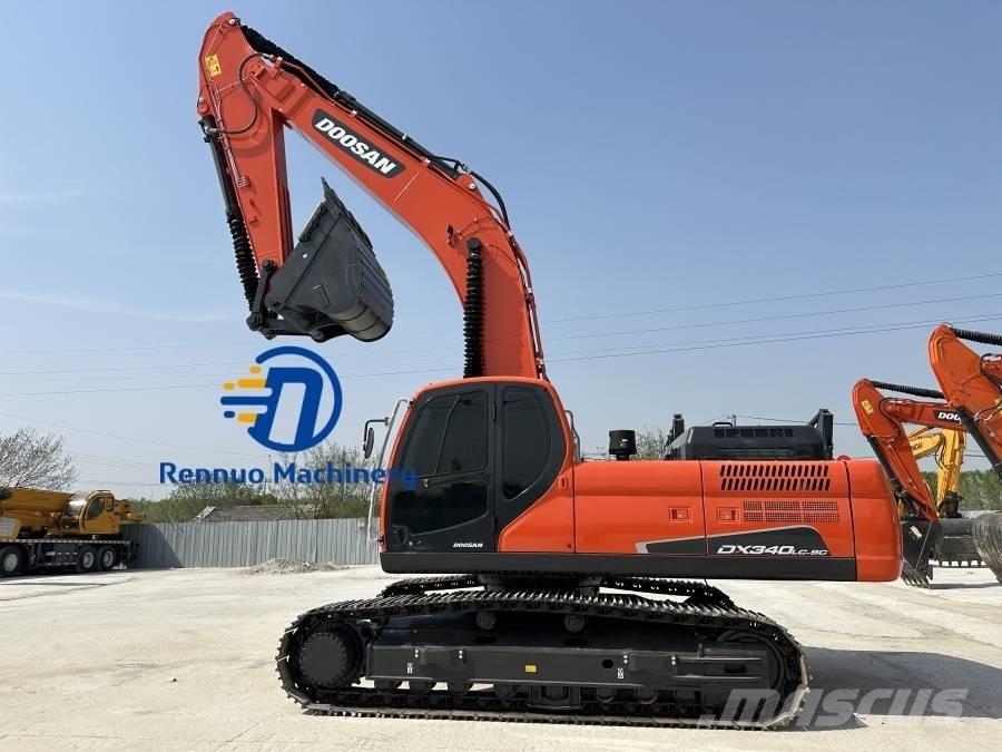 Doosan DX 340 Escavadeiras de esteiras