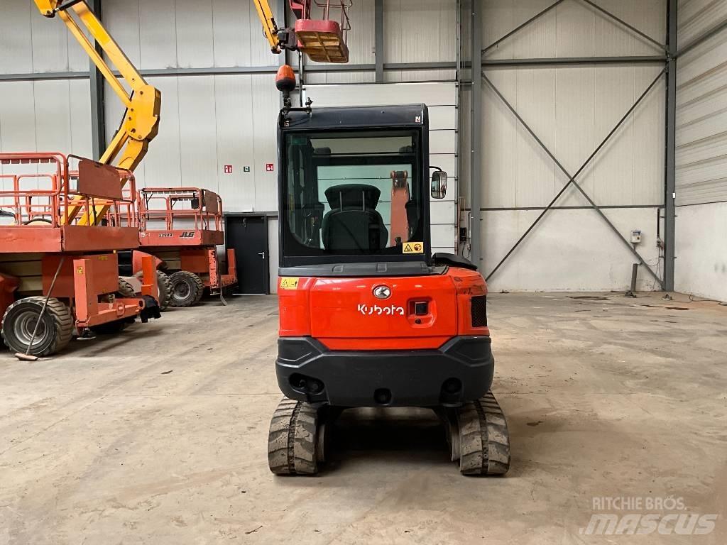 Kubota KX 030-4 Miniescavadeiras