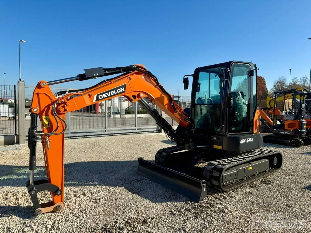 Develon DX 50 Z-7 Miniescavadeiras