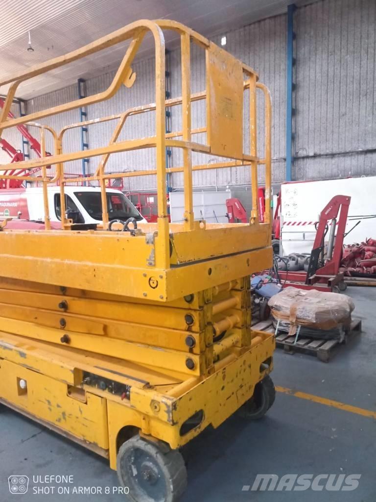 Haulotte Compact 12 Elevadores de tesoura