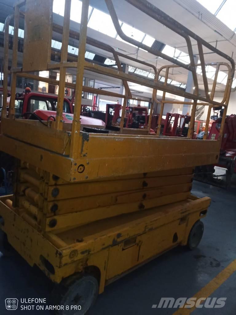 Haulotte Compact 12 Elevadores de tesoura