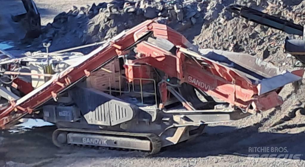 Sandvik QH 332 DDHS Britadores móveis