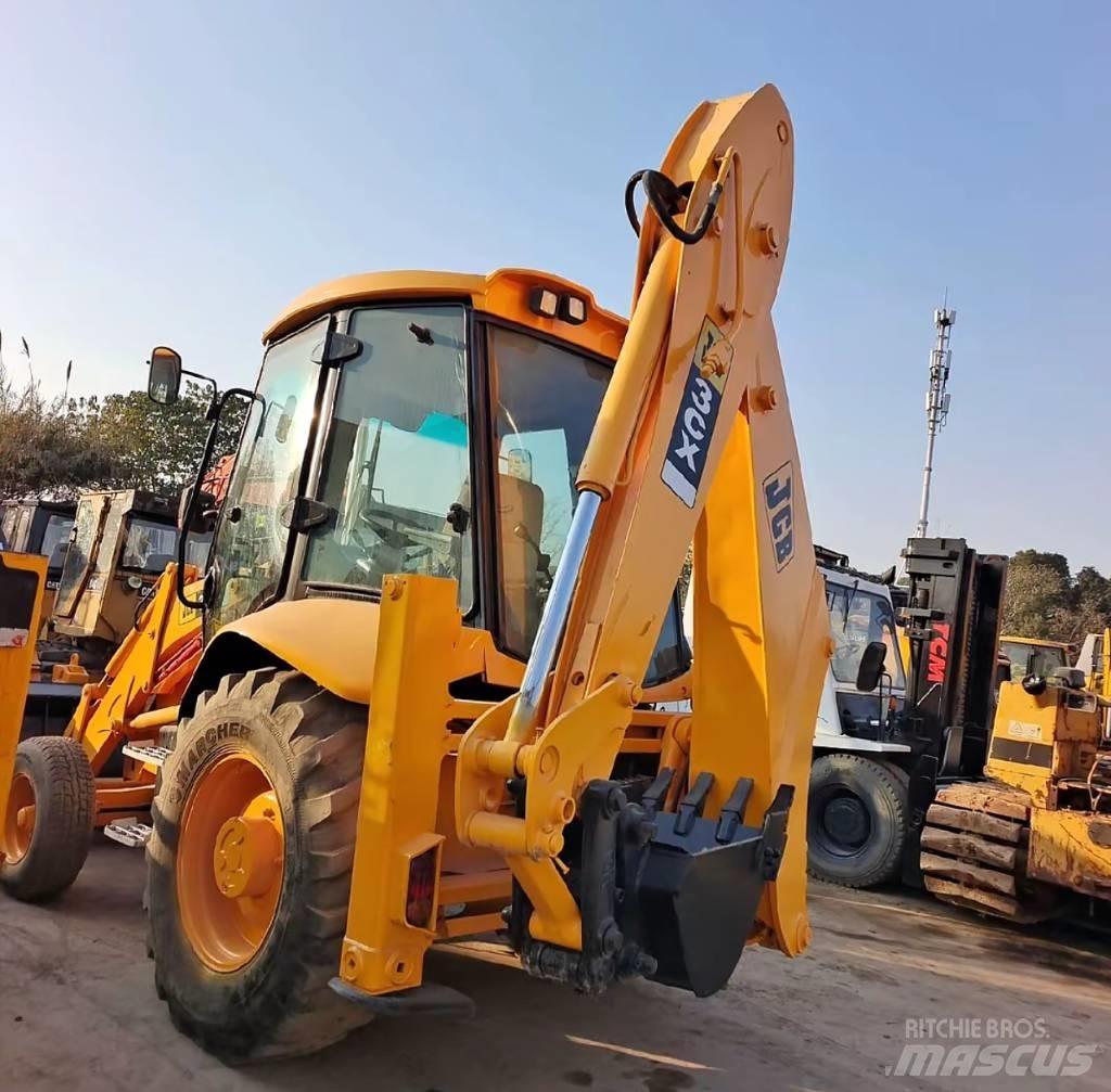 JCB 3 CX Retroescavadeiras