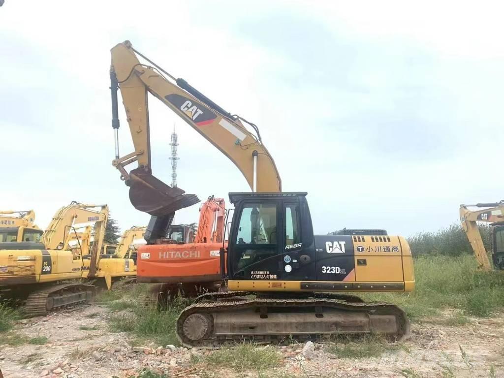 CAT CAT323D Escavadeiras de esteiras