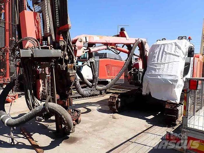 Sandvik DX800 Perfuradoras de superfície