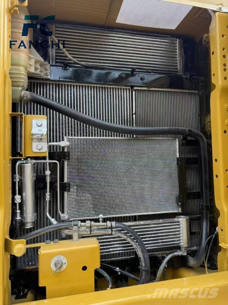 CAT 320 Escavadeiras de esteiras