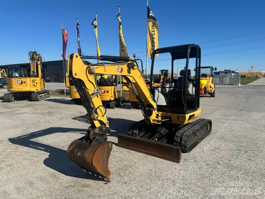 CAT 302.7 D CR Miniescavadeiras