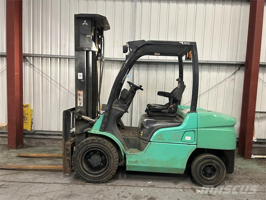 Mitsubishi FD35NT Empilhadores Diesel