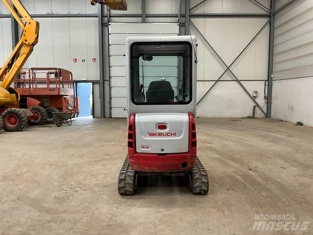 Takeuchi TB 216 Miniescavadeiras