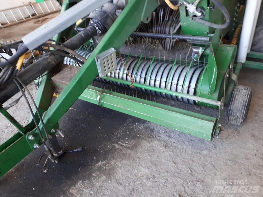 Agronic 1302 RR Enfardadeira de rolos