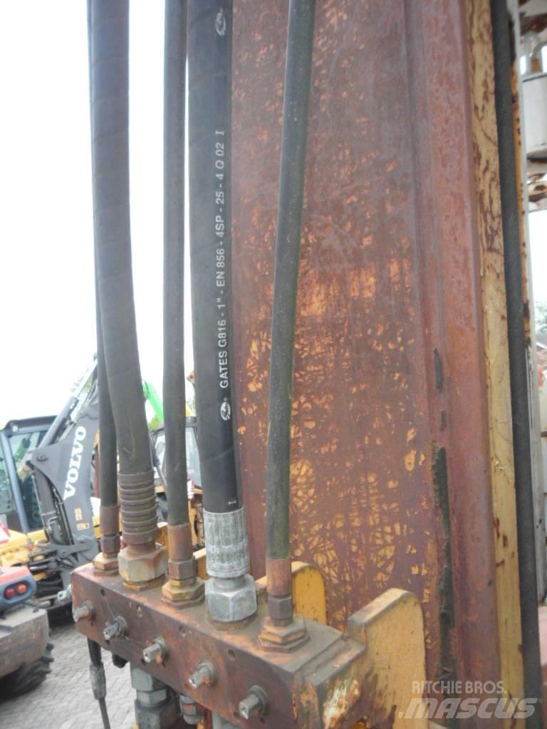Liebherr R 942 Sondas de Extracção